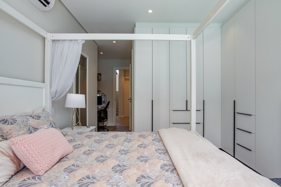 6 Bedroom Property for Sale in Pearl Valley at Val de Vie Western Cape